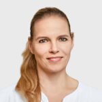 Dermatologin Julia Maerker-Stroemer